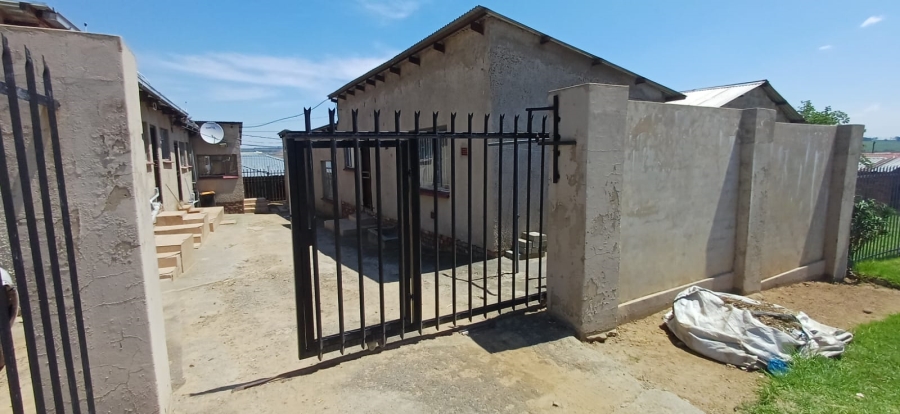 To Let 1 Bedroom Property for Rent in Bohlokong Free State
